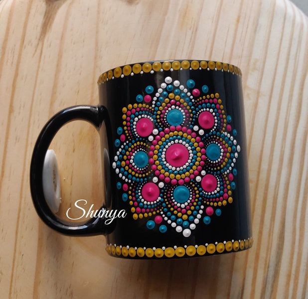 How to Paint a ceramic mug.